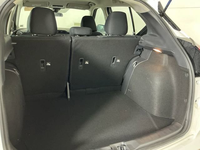 New 2025 Nissan Kicks Play S image 12