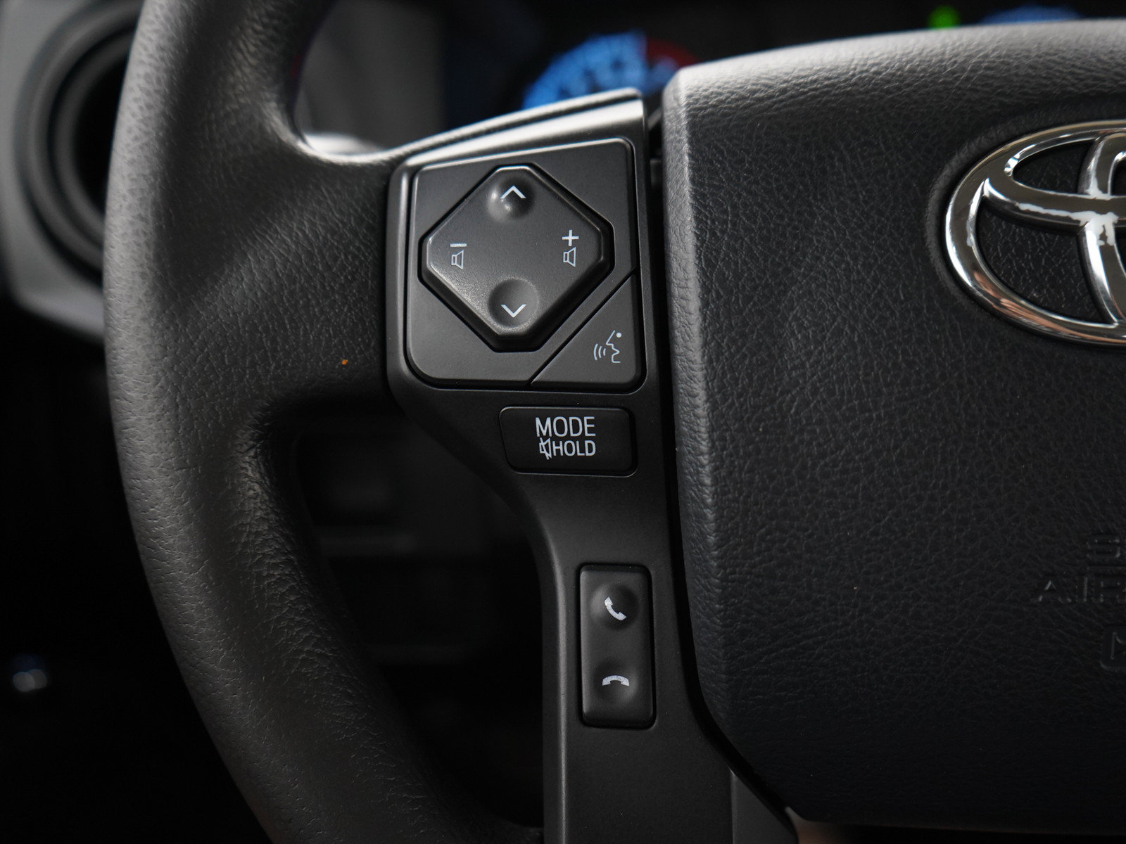 Used 2016 Toyota Tacoma SR w/ Towing Package AWD/4WD image 23