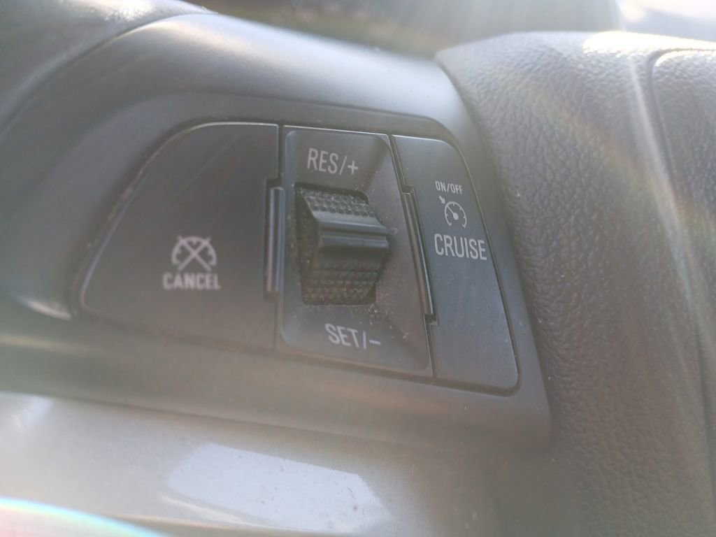 Used 2019 Chevrolet Trax LT w/ Driver Confidence Package image 18