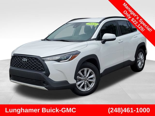 Used 2022 Toyota Corolla Cross LE AWD/4WD image 1