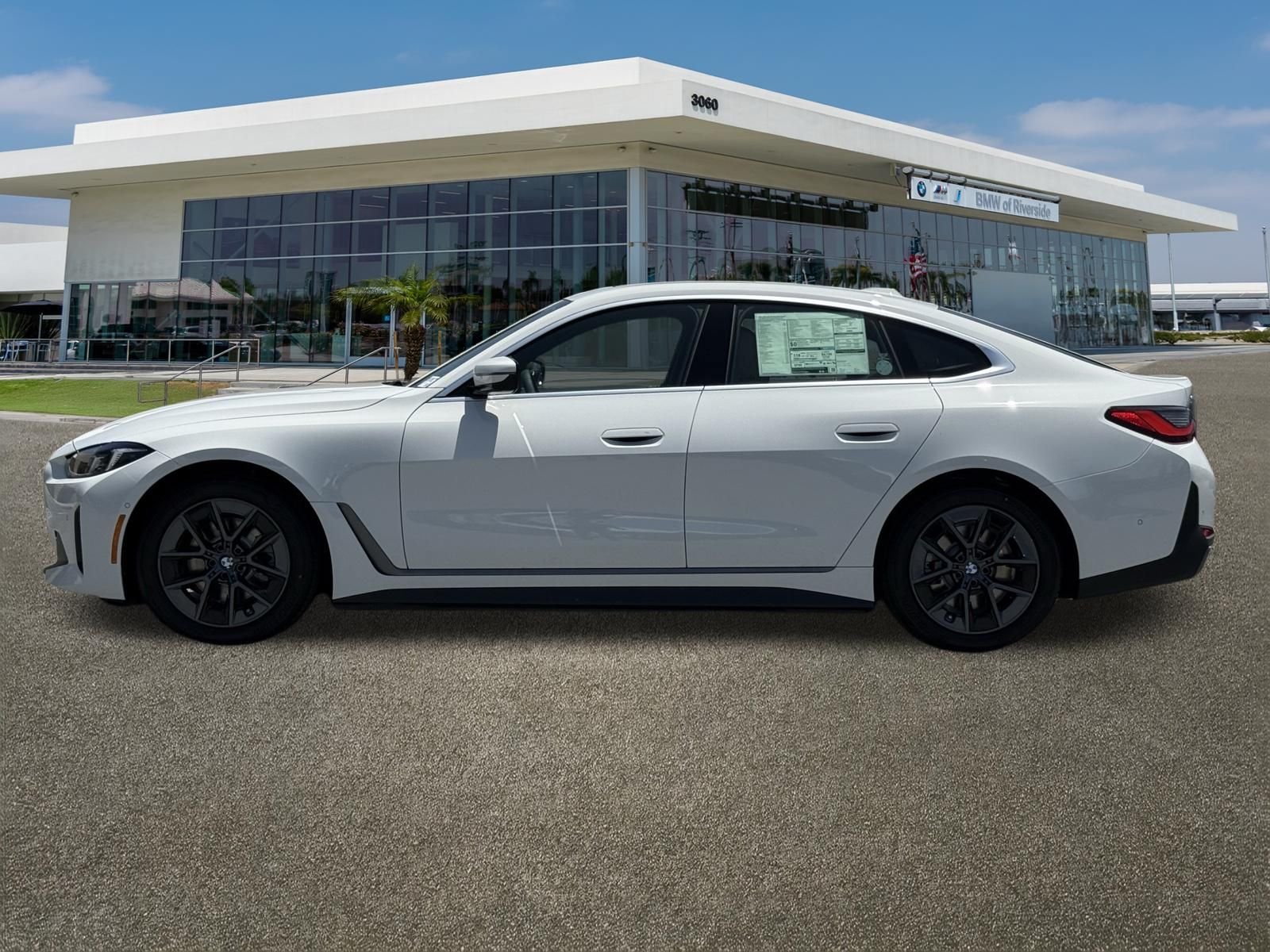 New 2026 BMW i4 eDrive40 w/ Premium Package RWD image 6
