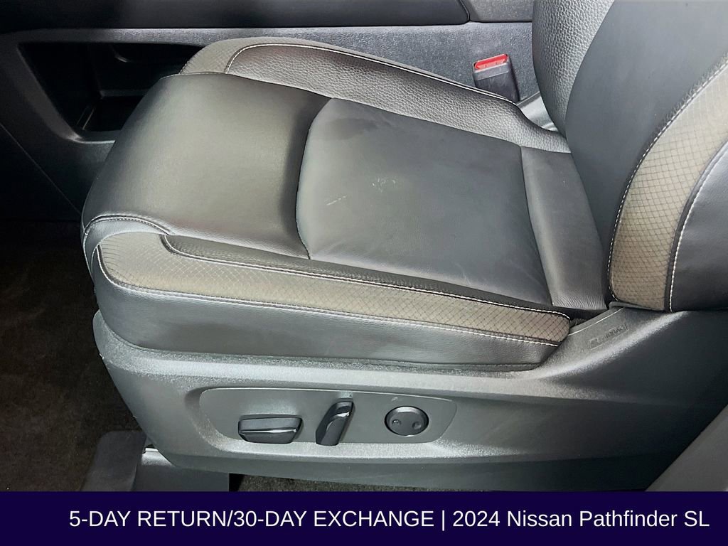 Used 2024 Nissan Pathfinder SL w/ SL Premium Package AWD/4WD image 25