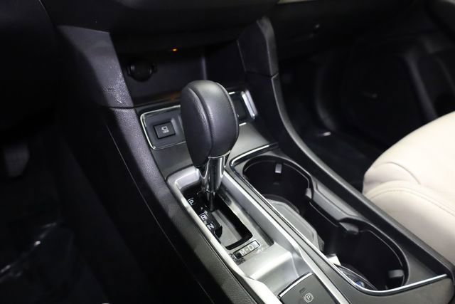 Used 2023 Subaru Ascent Limited w/ Technology Package image 26