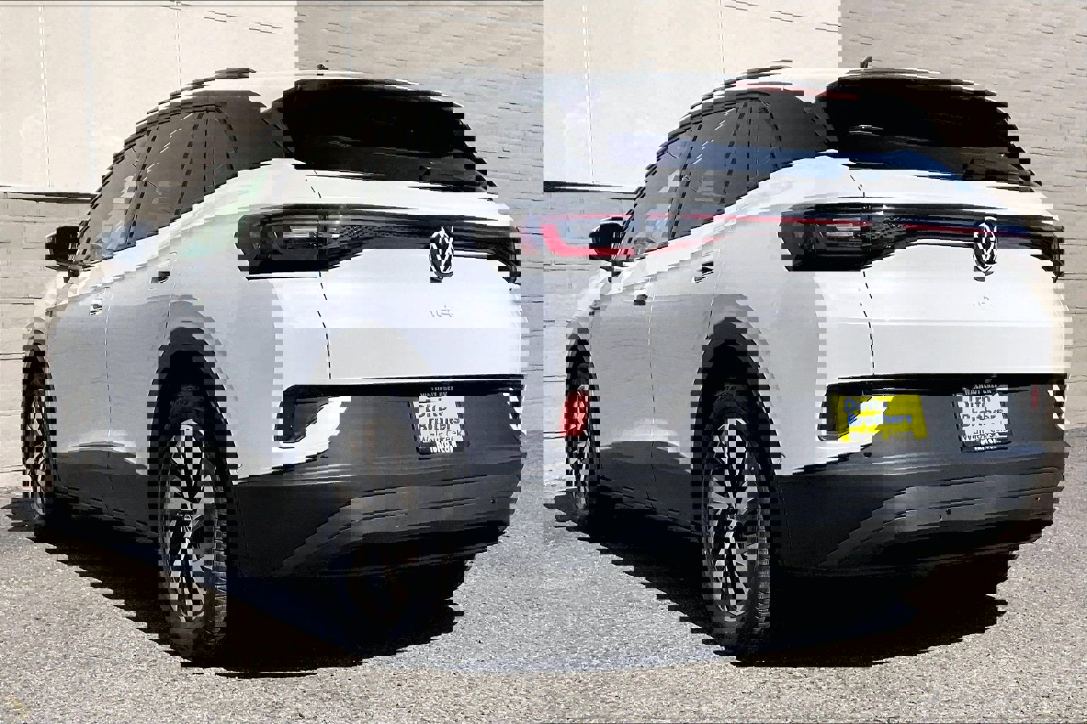 New 2026 Volkswagen ID.4 Pro image 2