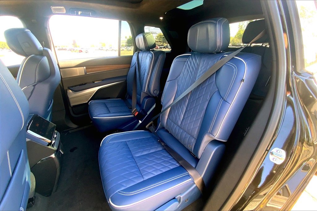 New 2026 Cadillac Vistiq Premium Luxury image 27