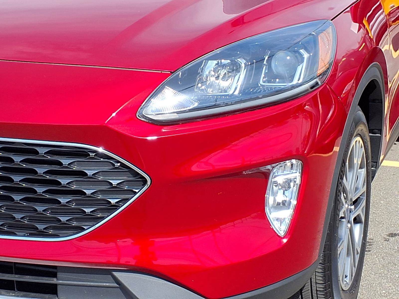 Used 2021 Ford Escape SEL AWD/4WD image 30