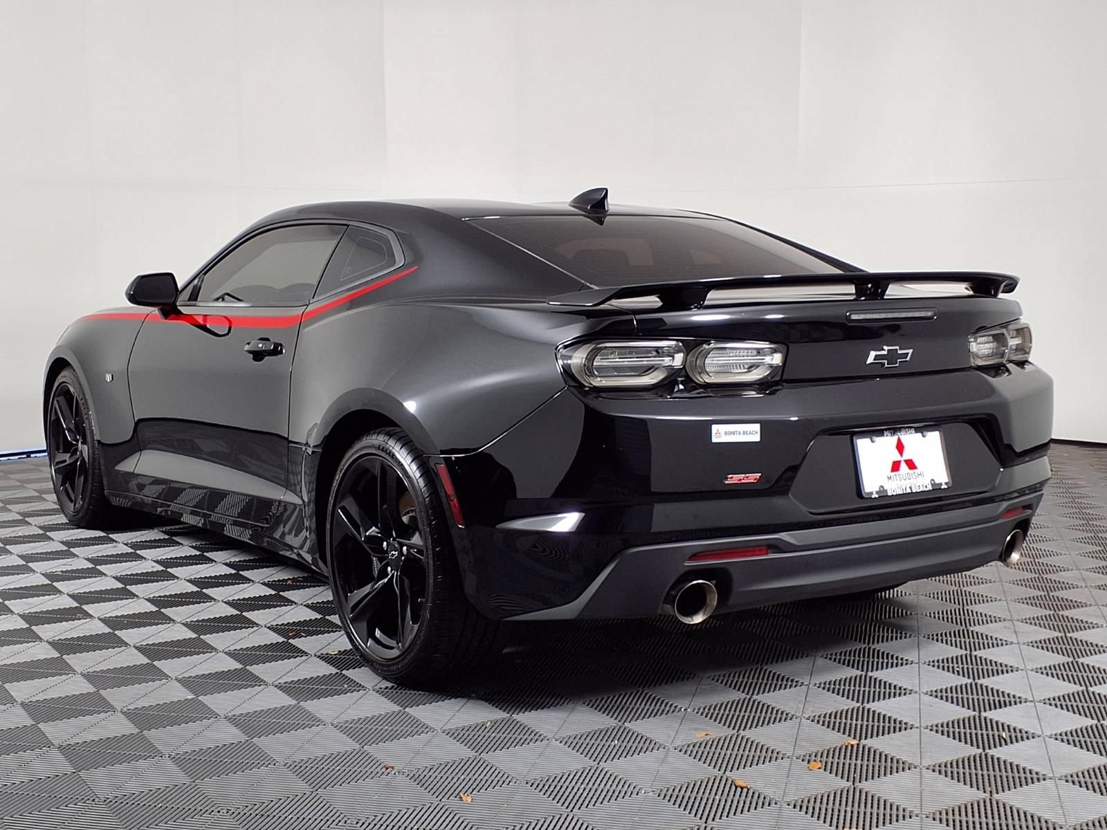 Used 2023 Chevrolet Camaro SS RWD image 5