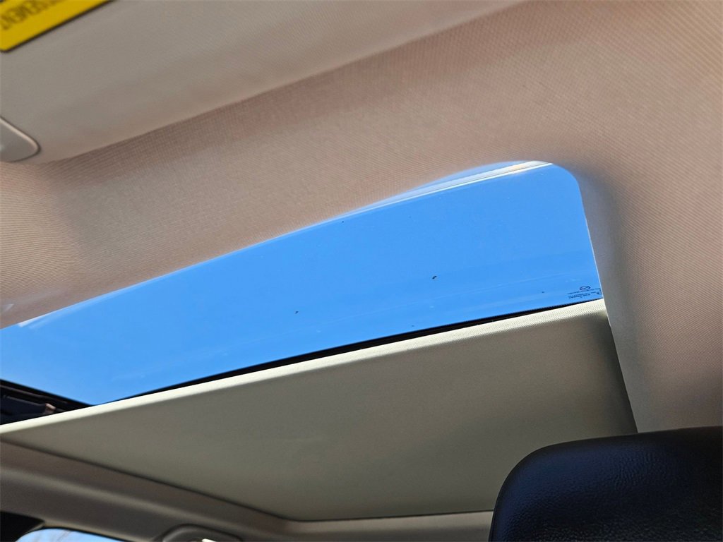 Used 2025 MAZDA CX-50 AWD 2.5 Hybrid w/ Premium Pkg image 22