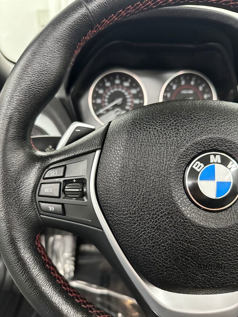Used 2017 BMW 230i xDrive Convertible image 16