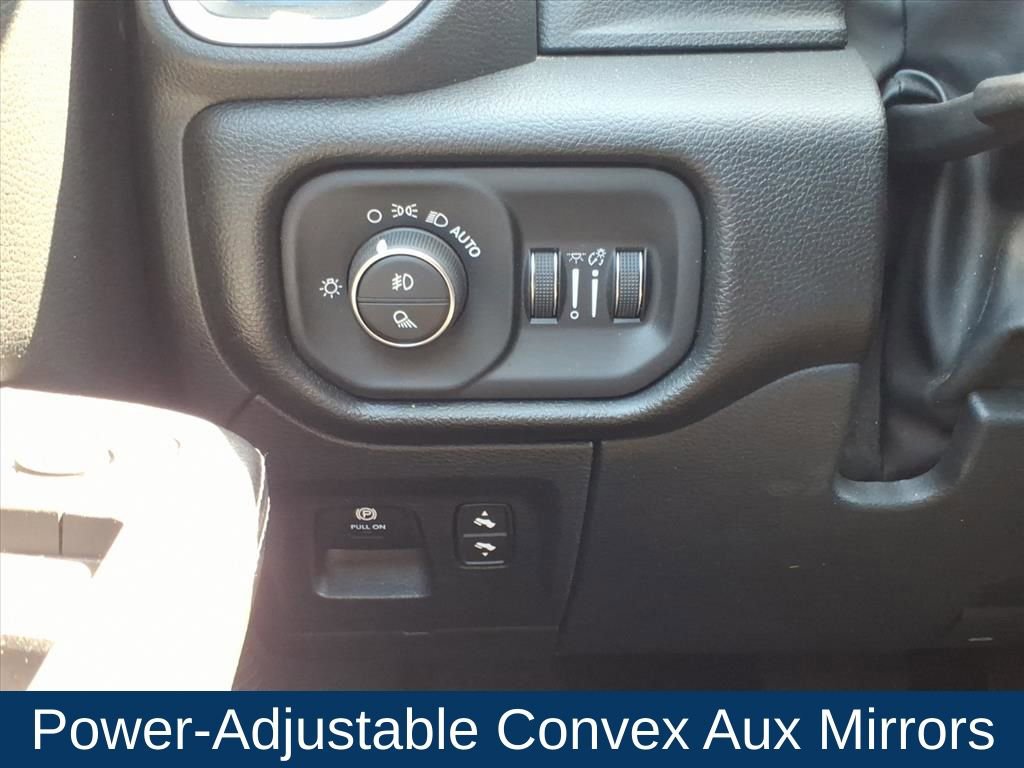 Used 2025 RAM 1500 Laramie AWD/4WD image 18