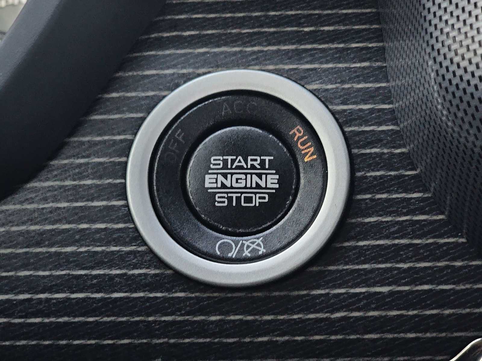 Used 2019 RAM 2500 Limited AWD/4WD image 23