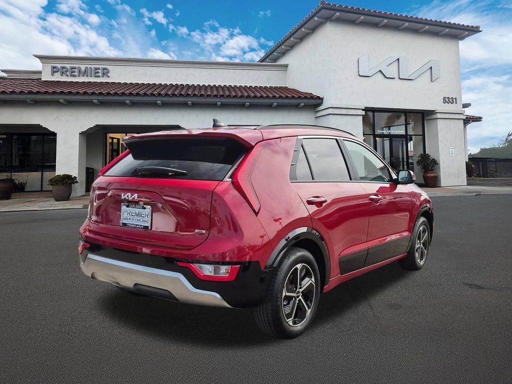New 2026 Kia Niro FWD image 8