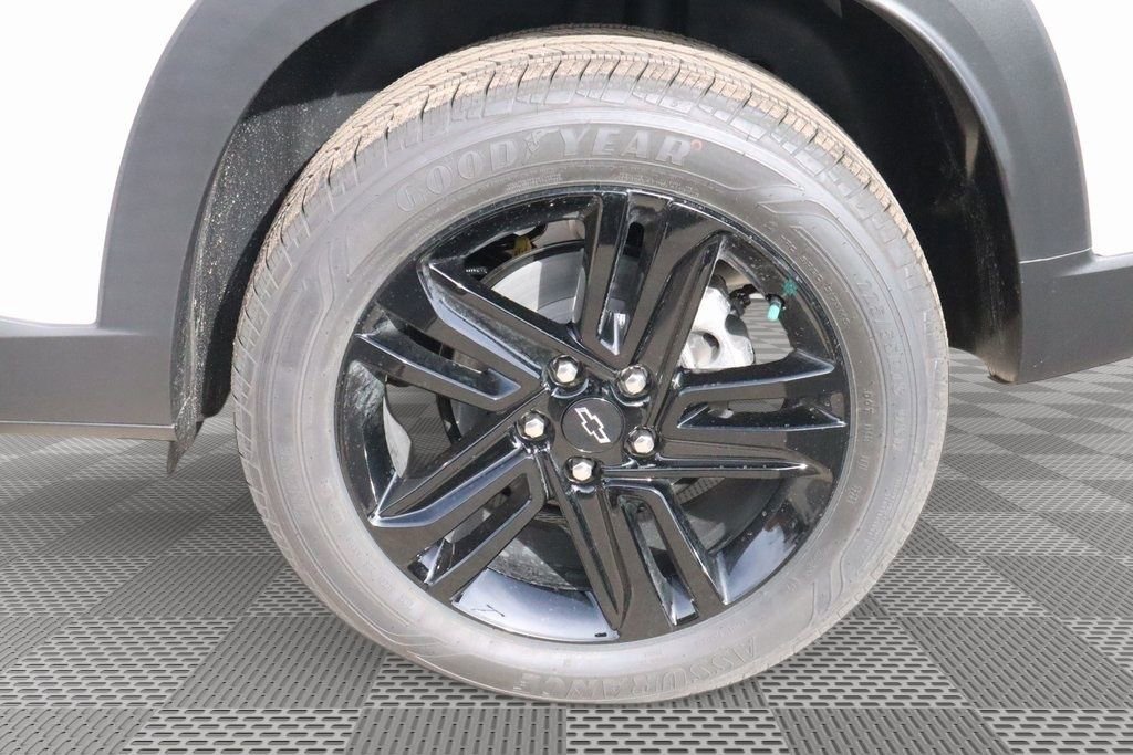 New 2026 Chevrolet Trax ACTIV FWD image 17
