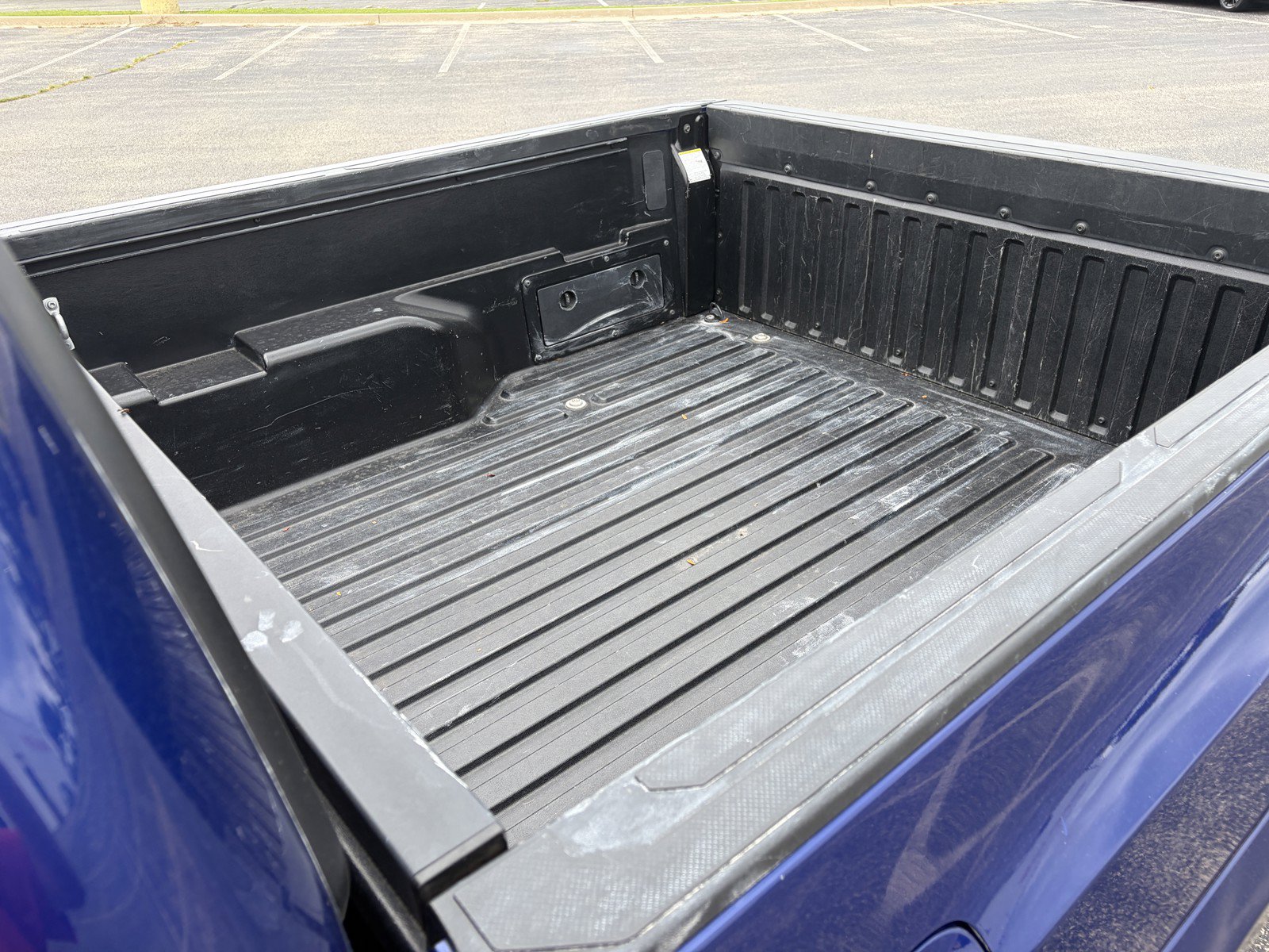 Used 2023 Toyota Tacoma SR5 AWD/4WD image 28
