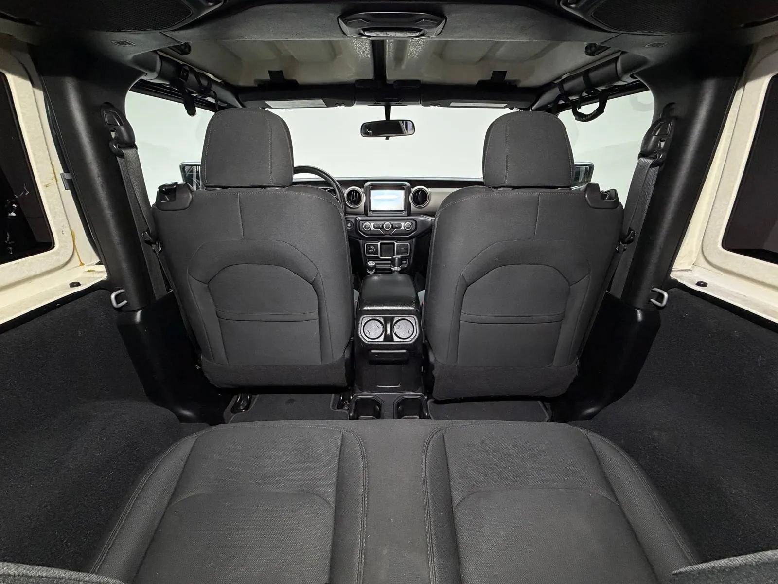 Used 2018 Jeep Wrangler Sport AWD/4WD image 15