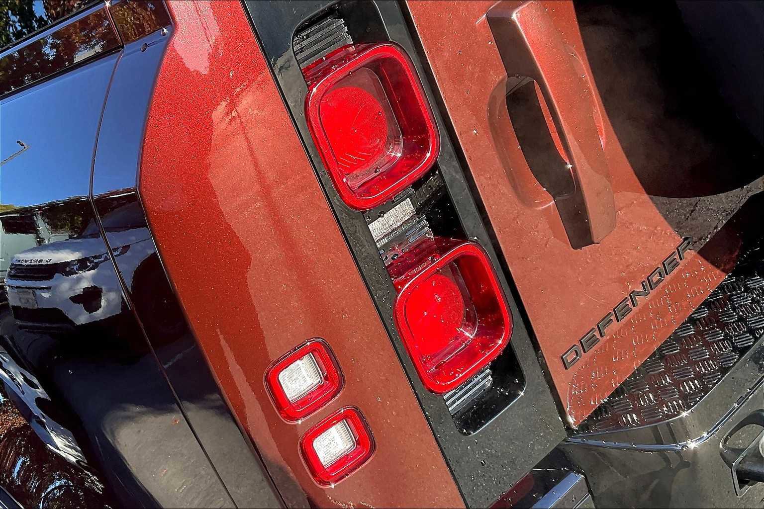 Used 2025 Land Rover Defender 110 Sedona Red Edition image 32