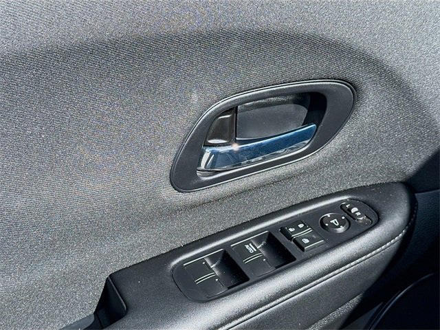 Used 2022 Honda HR-V Sport image 16
