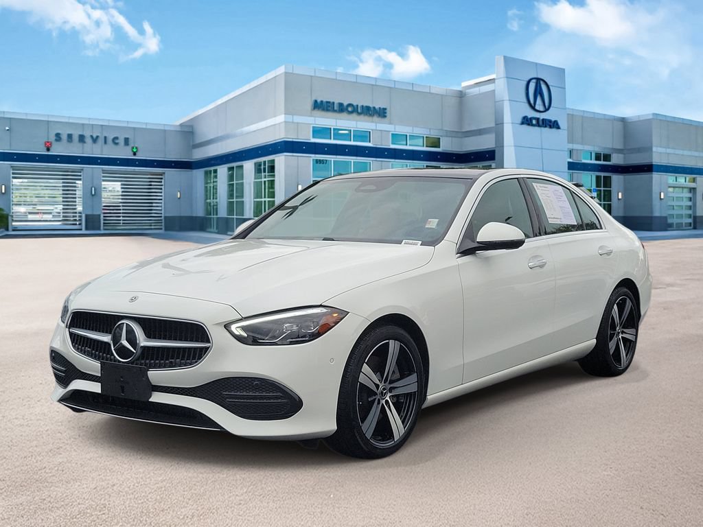 Used 2025 Mercedes-Benz C 300 4MATIC Sedan image 3