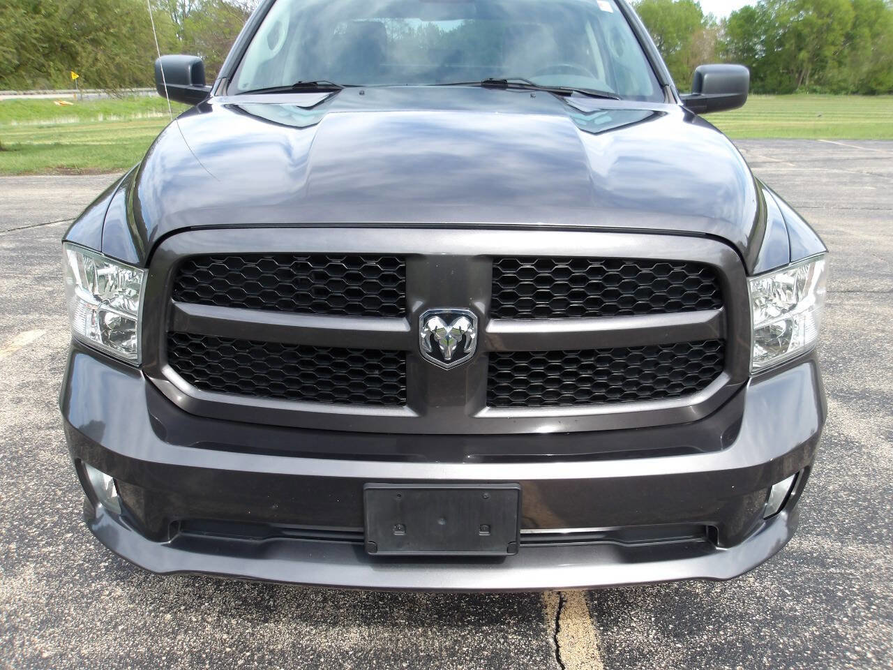Used 2017 RAM 1500 Express w/ Express Value Package AWD/4WD image 31