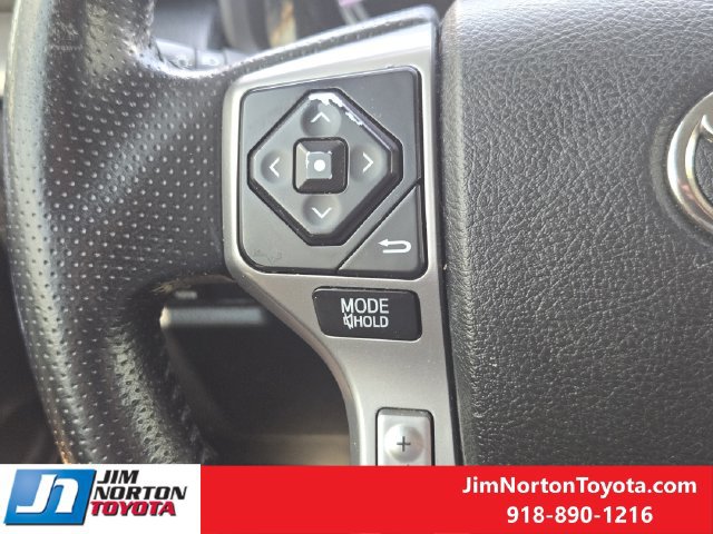 Used 2015 Toyota 4Runner Limited RWD image 30