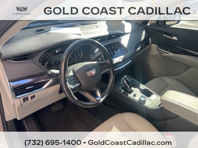 Certified 2022 Cadillac XT4 Luxury image 18