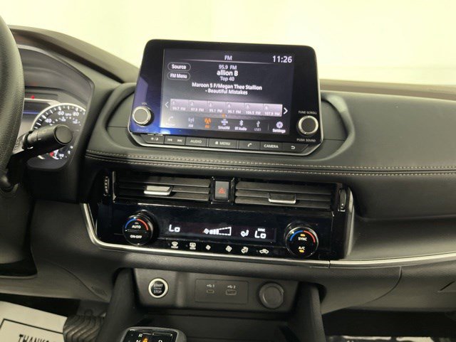 Used 2022 Nissan Rogue SV FWD image 21