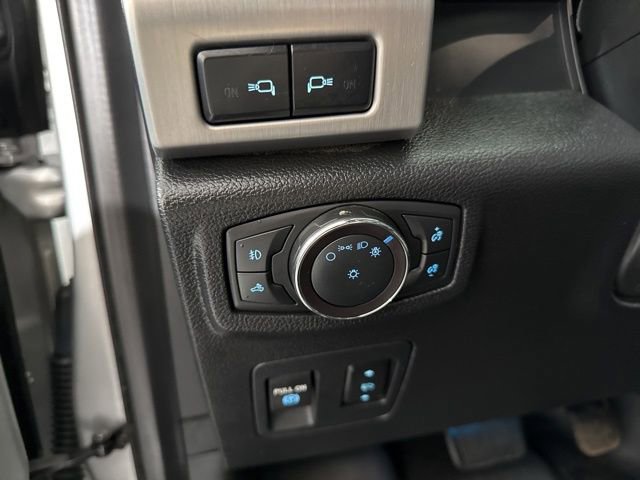 Used 2019 Ford F150 Platinum w/ Equipment Group 701A Luxury image 23