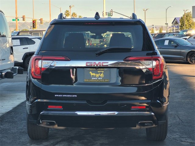 Used 2023 GMC Acadia Denali image 5