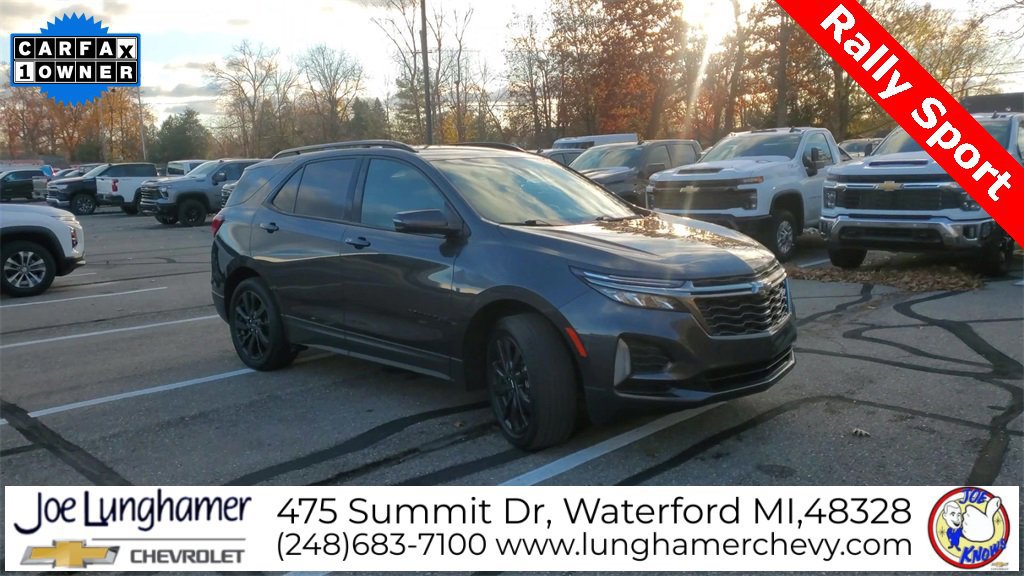 Used 2022 Chevrolet Equinox RS w/ RS Leather Package image 2