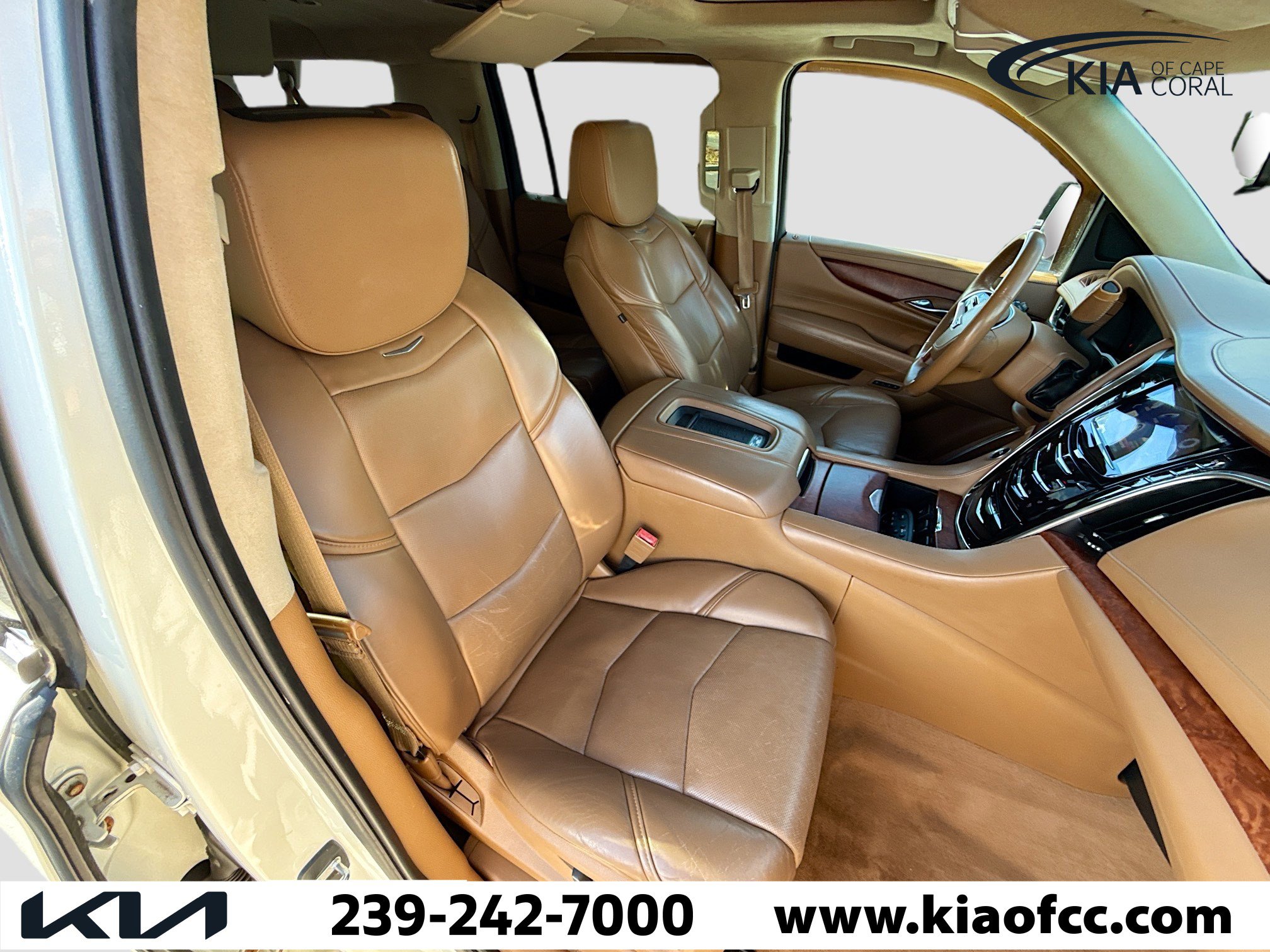 Used 2015 Cadillac Escalade ESV Platinum image 16