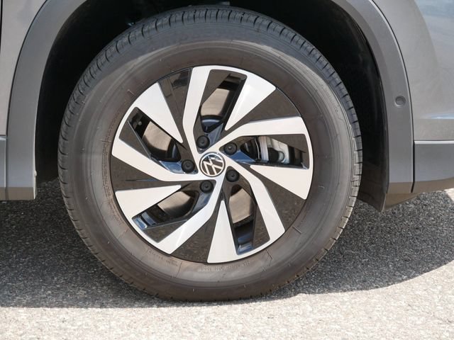 Certified 2026 Volkswagen Tiguan S AWD/4WD image 9