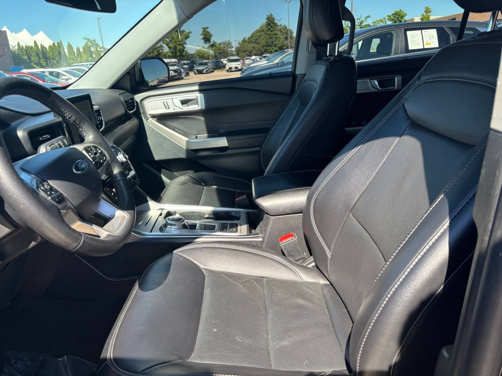 Used 2024 Ford Explorer Limited RWD image 26