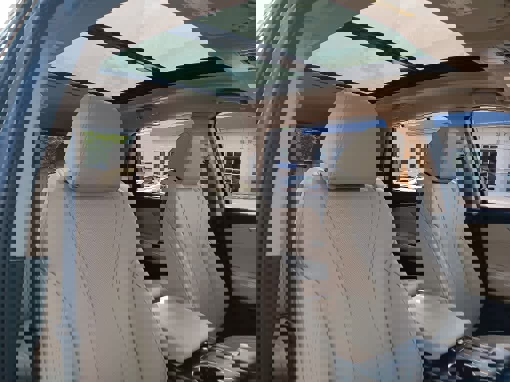 Used 2023 Acura MDX SH-AWD w/ Technology Package image 14