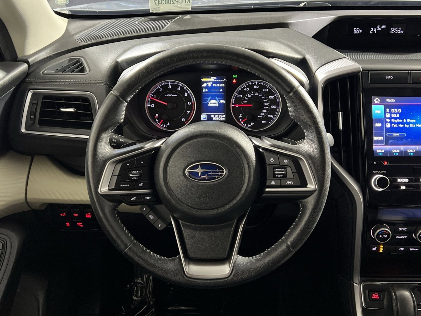 Used 2020 Subaru Ascent Premium w/ Convenience Package image 16