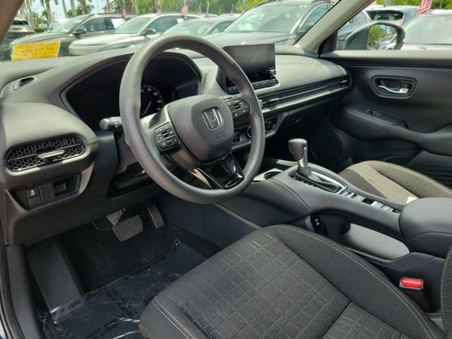 Used 2025 Honda HR-V LX image 15