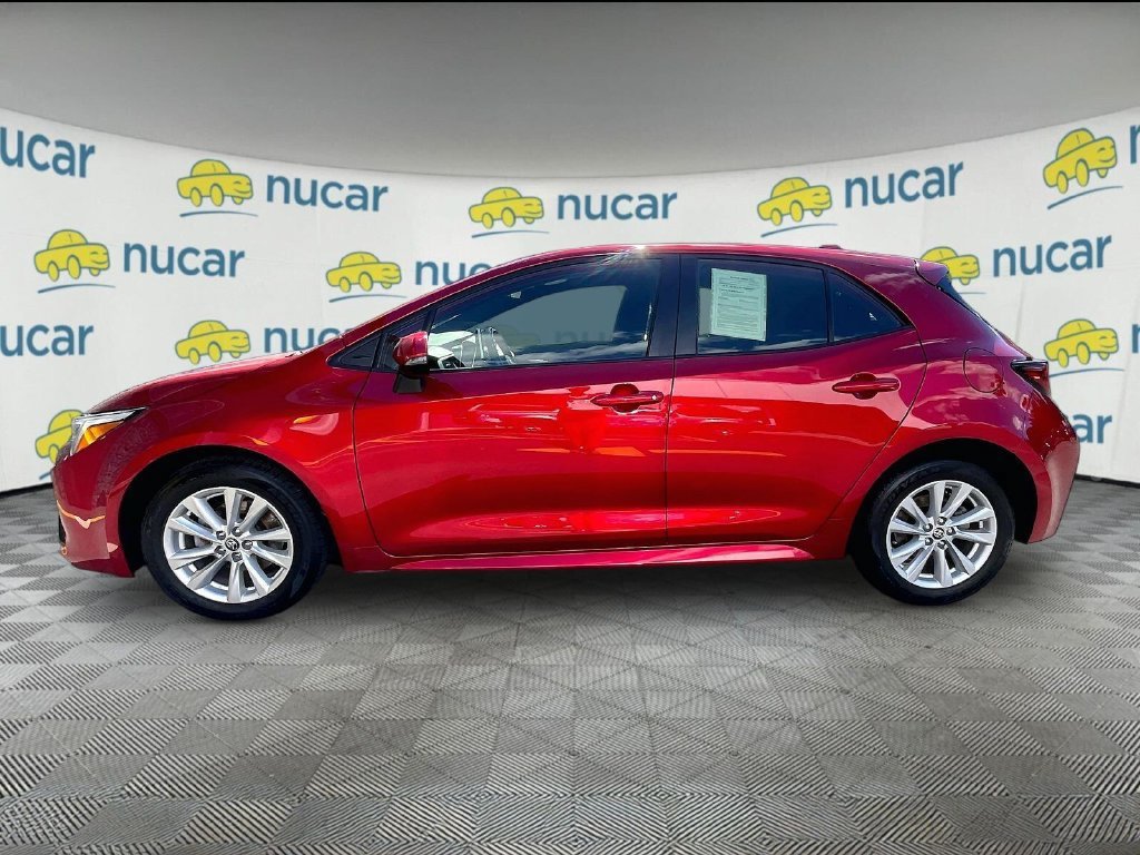 Used 2025 Toyota Corolla SE FWD image 3