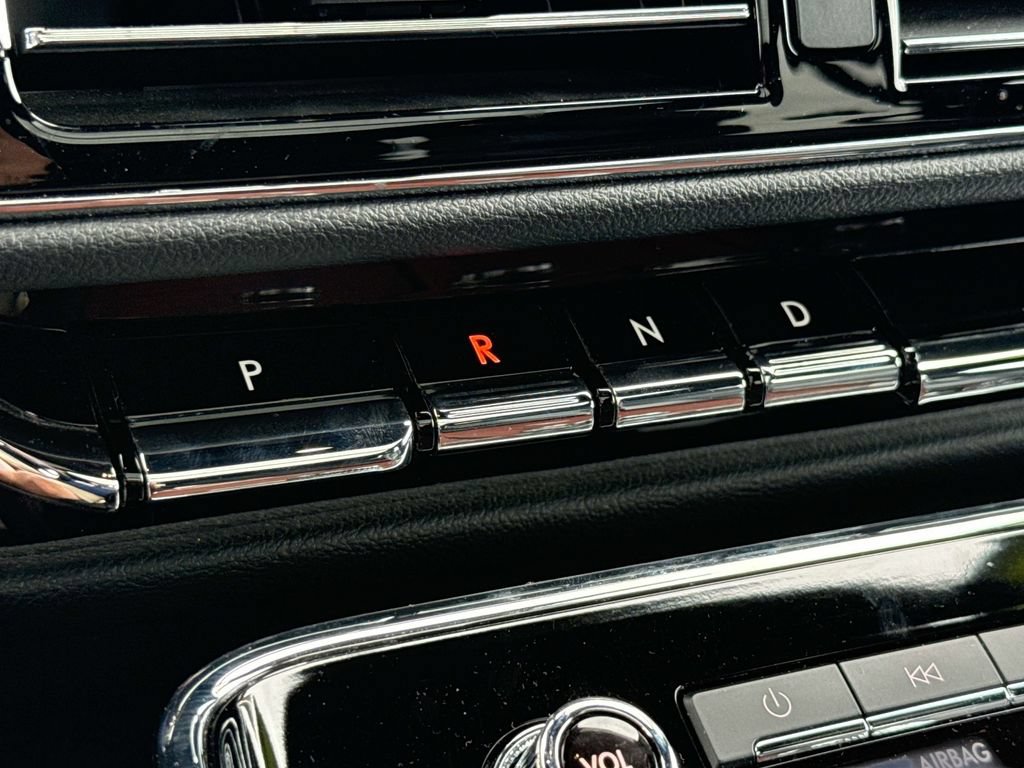 Used 2024 Lincoln Navigator Reserve AWD/4WD image 32