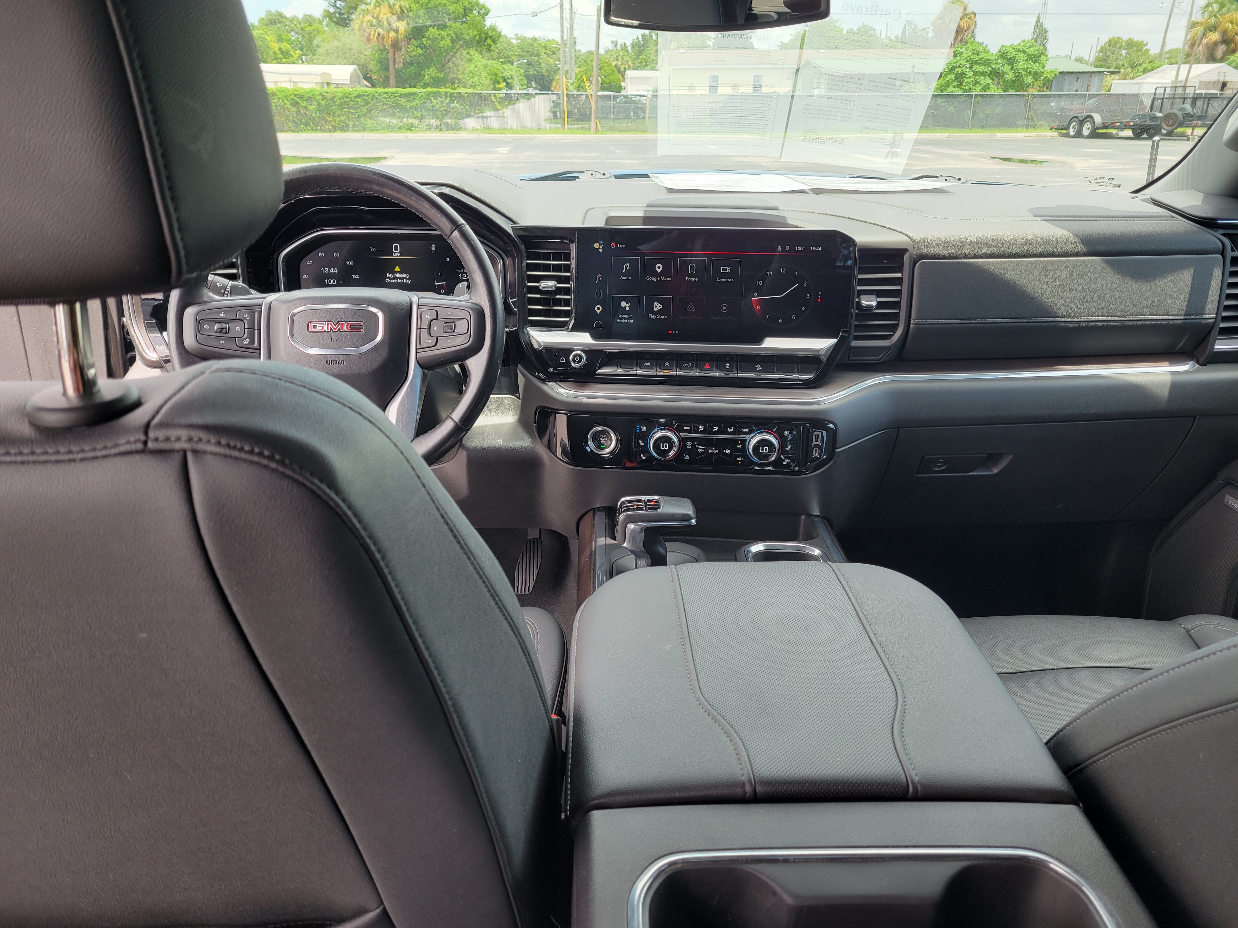 Certified 2023 GMC Sierra 1500 SLT w/ SLT Premium Package AWD/4WD image 16
