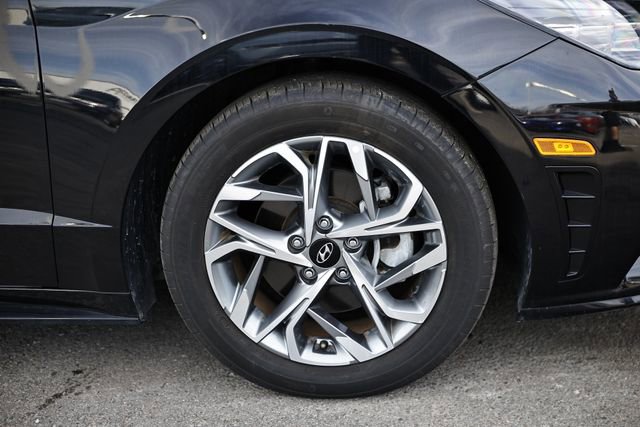 Used 2023 Hyundai Sonata SEL w/ Cargo Package image 4