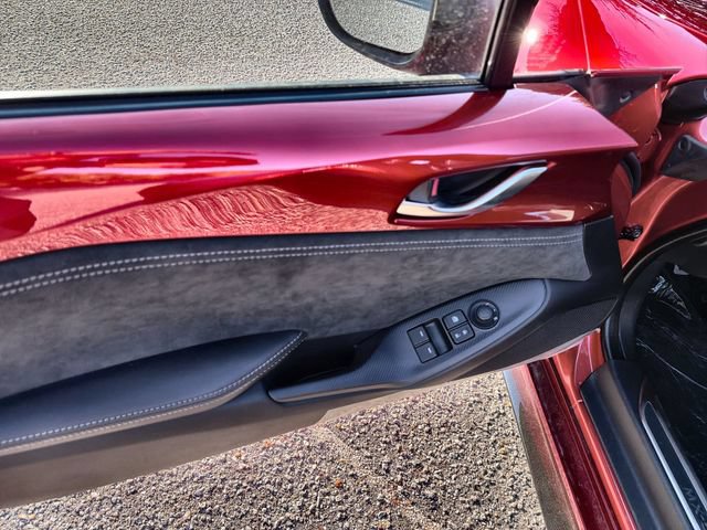 New 2026 MAZDA MX-5 Miata RF Club w/ Interior Package RWD image 13