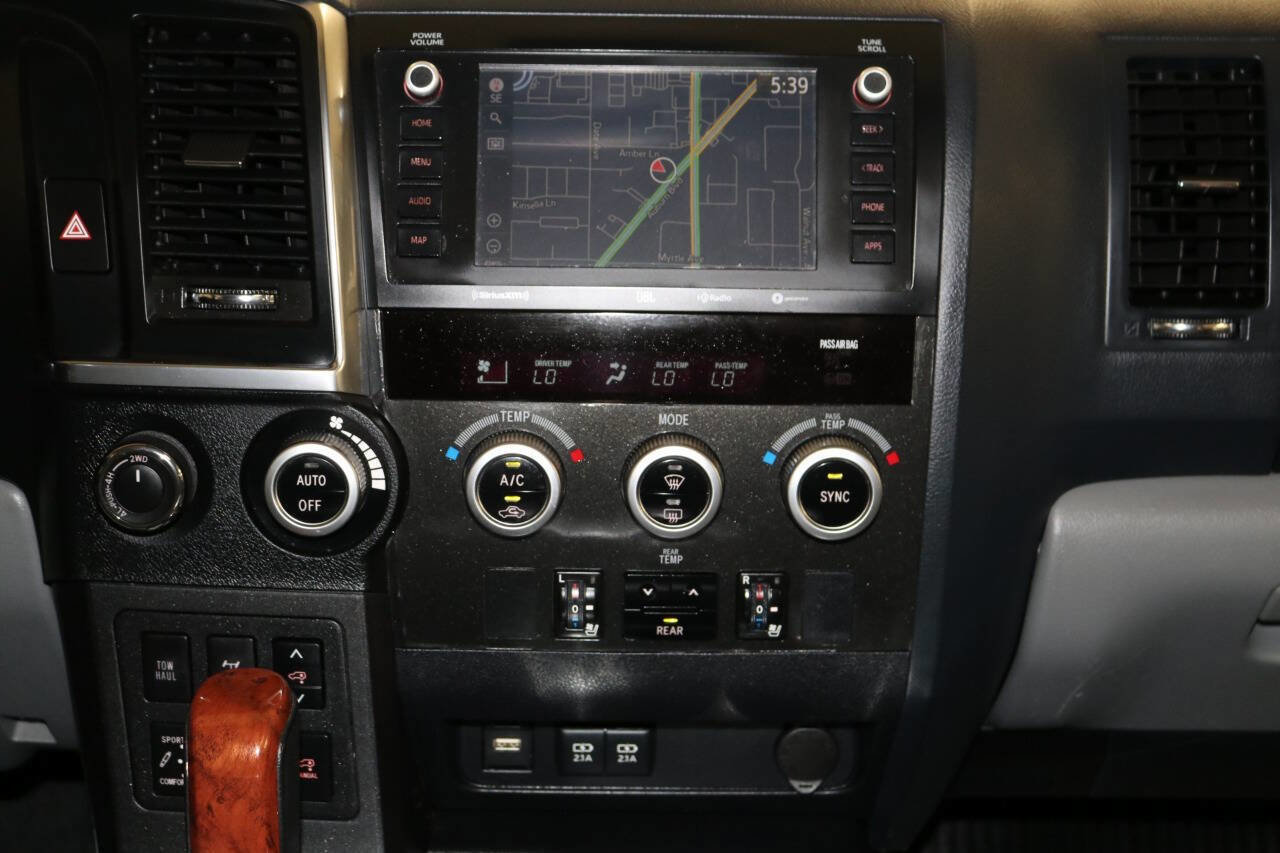 Used 2020 Toyota Sequoia Platinum image 38