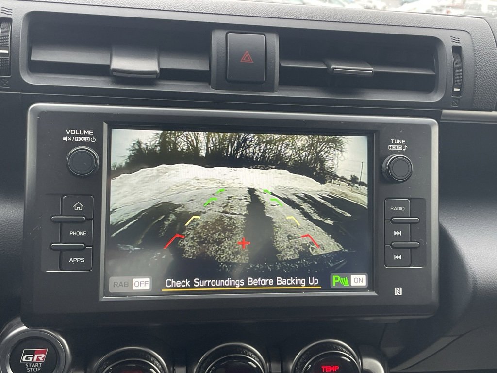 Used 2024 Toyota GR86 Premium image 32