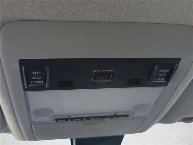 Used 2014 Lexus LS 460 w/ Comfort Package RWD image 23