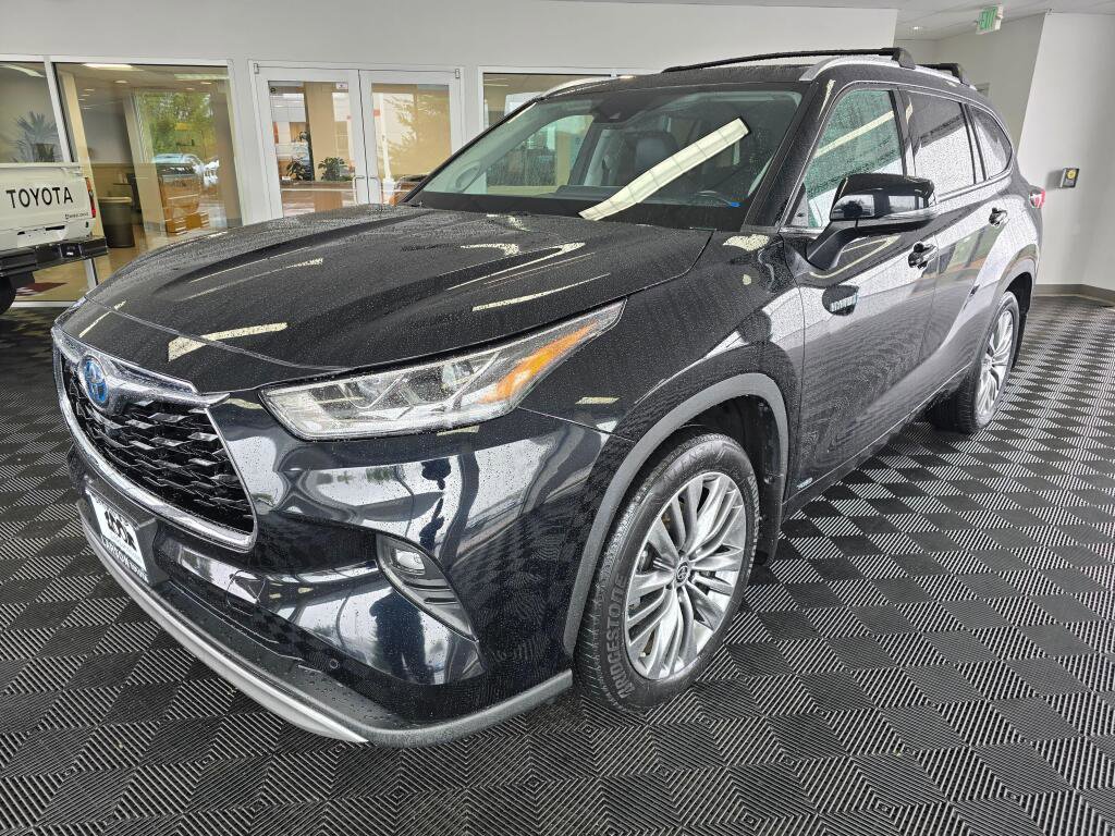 Used 2021 Toyota Highlander Platinum image 7