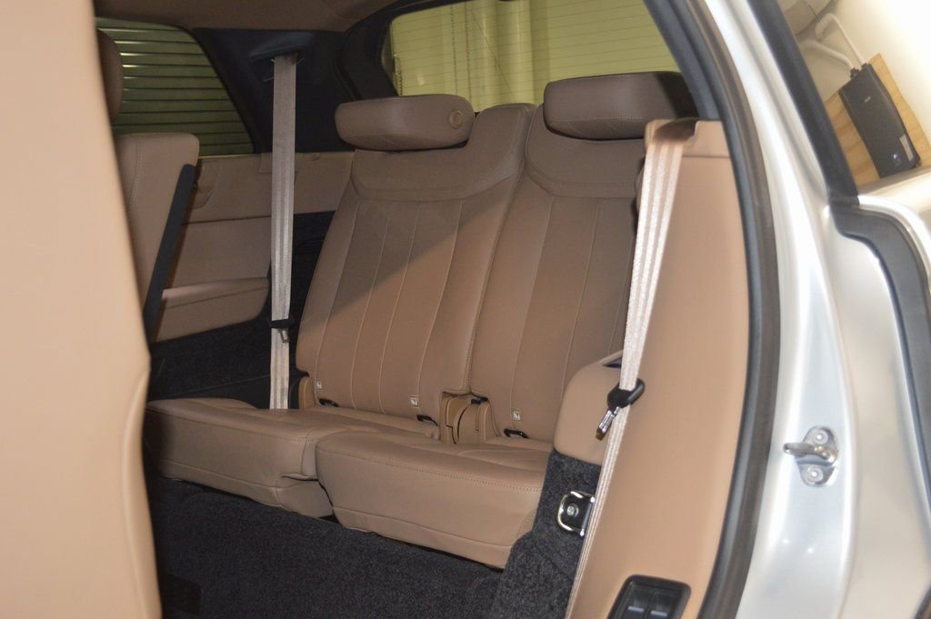 Used 2024 Land Rover Range Rover Long Wheelbase SE image 36