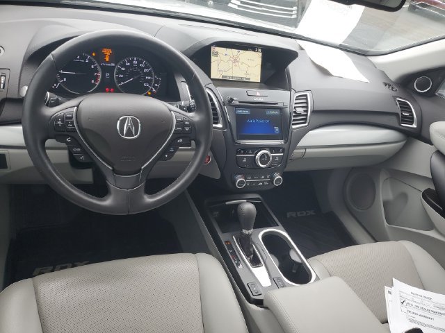 Used 2017 Acura RDX w/ Technology Package AWD/4WD image 10