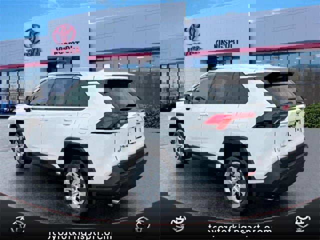 Used 2025 Toyota RAV4 LE image 3