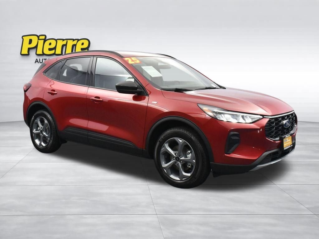 Certified 2025 Ford Escape ST-Line AWD/4WD video 3