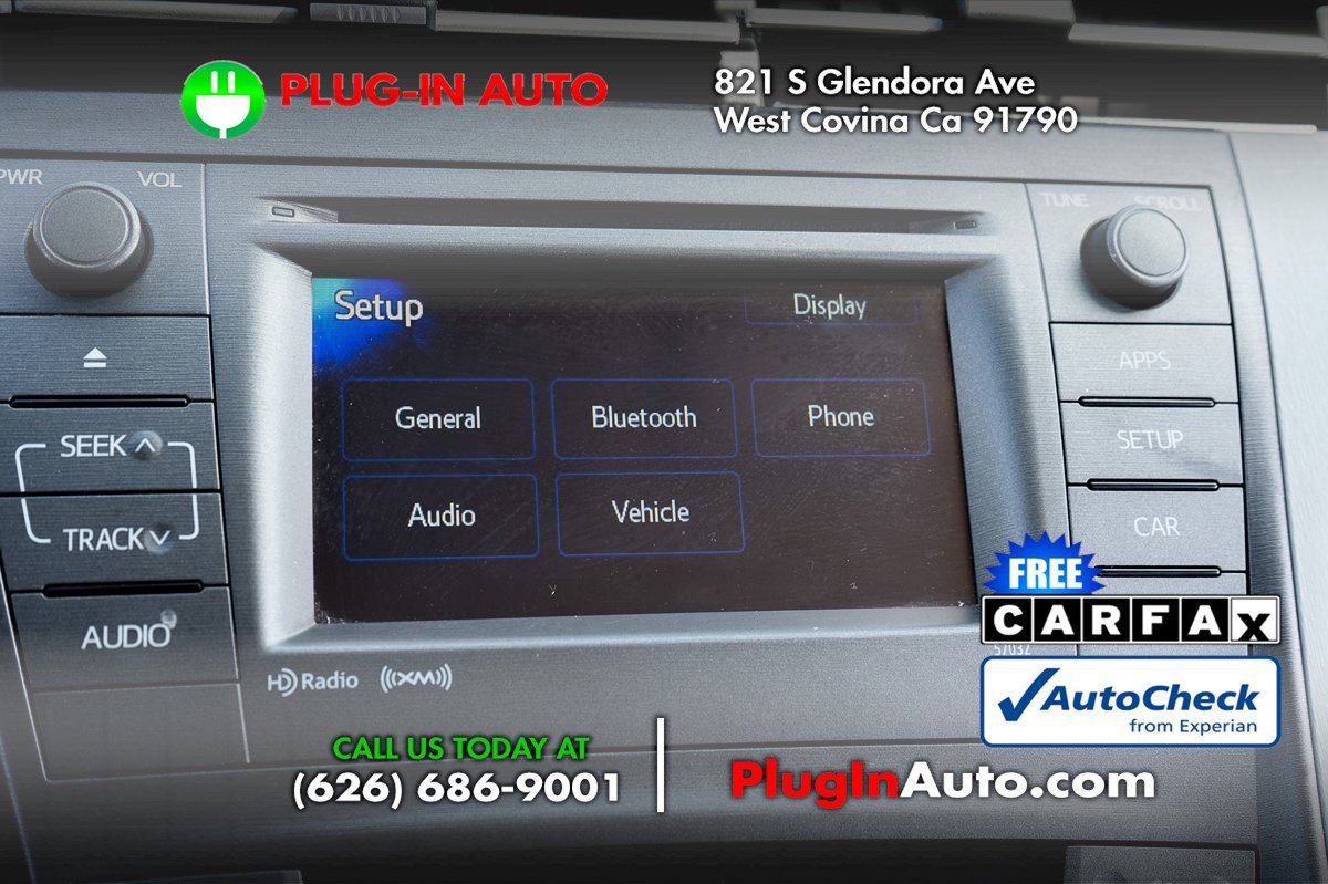 Used 2012 Toyota Prius Three image 25