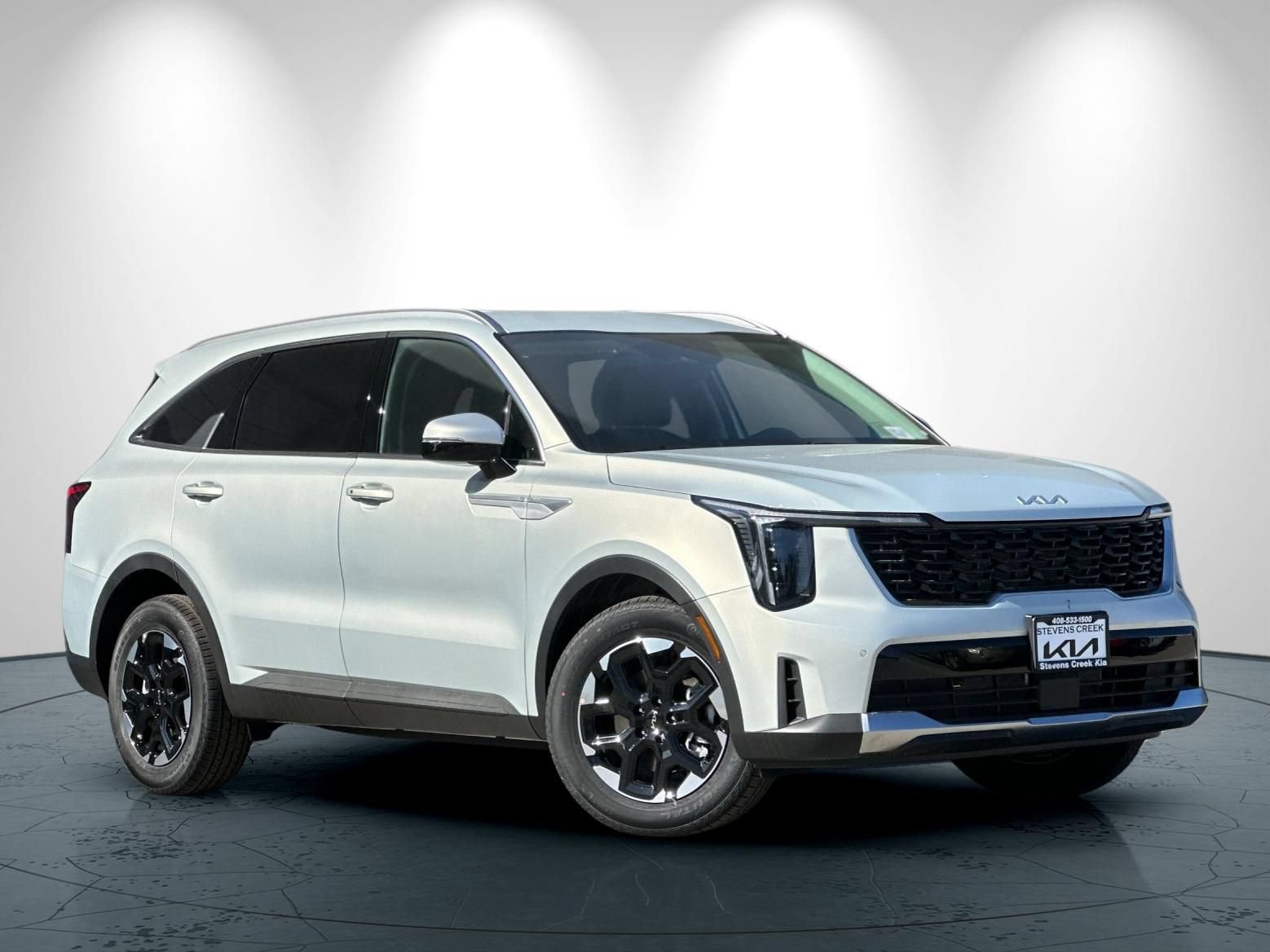 New 2026 Kia Sorento S FWD image 2